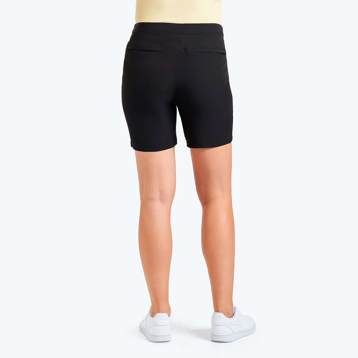 Naeva Shorts Black