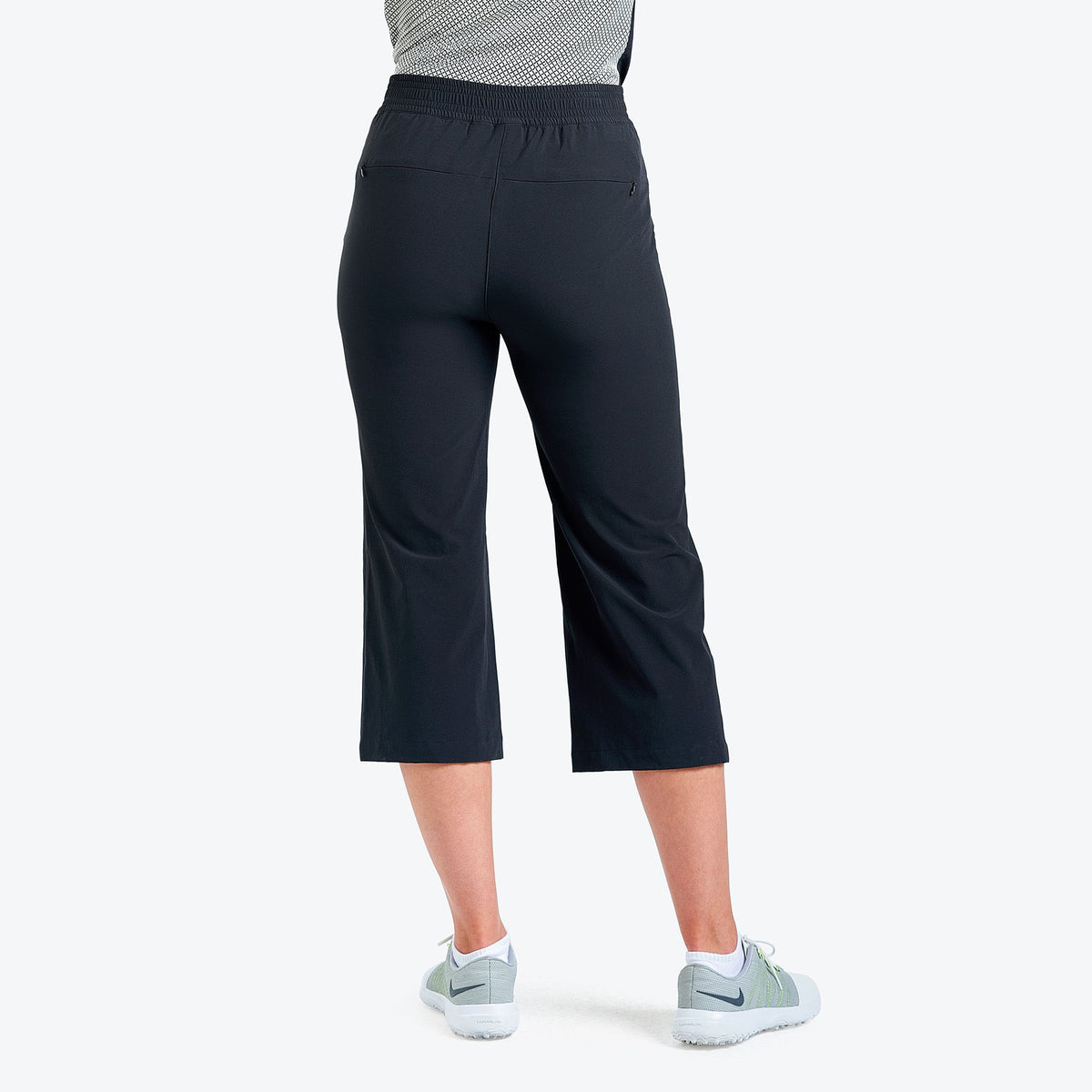 Maude Capri Black