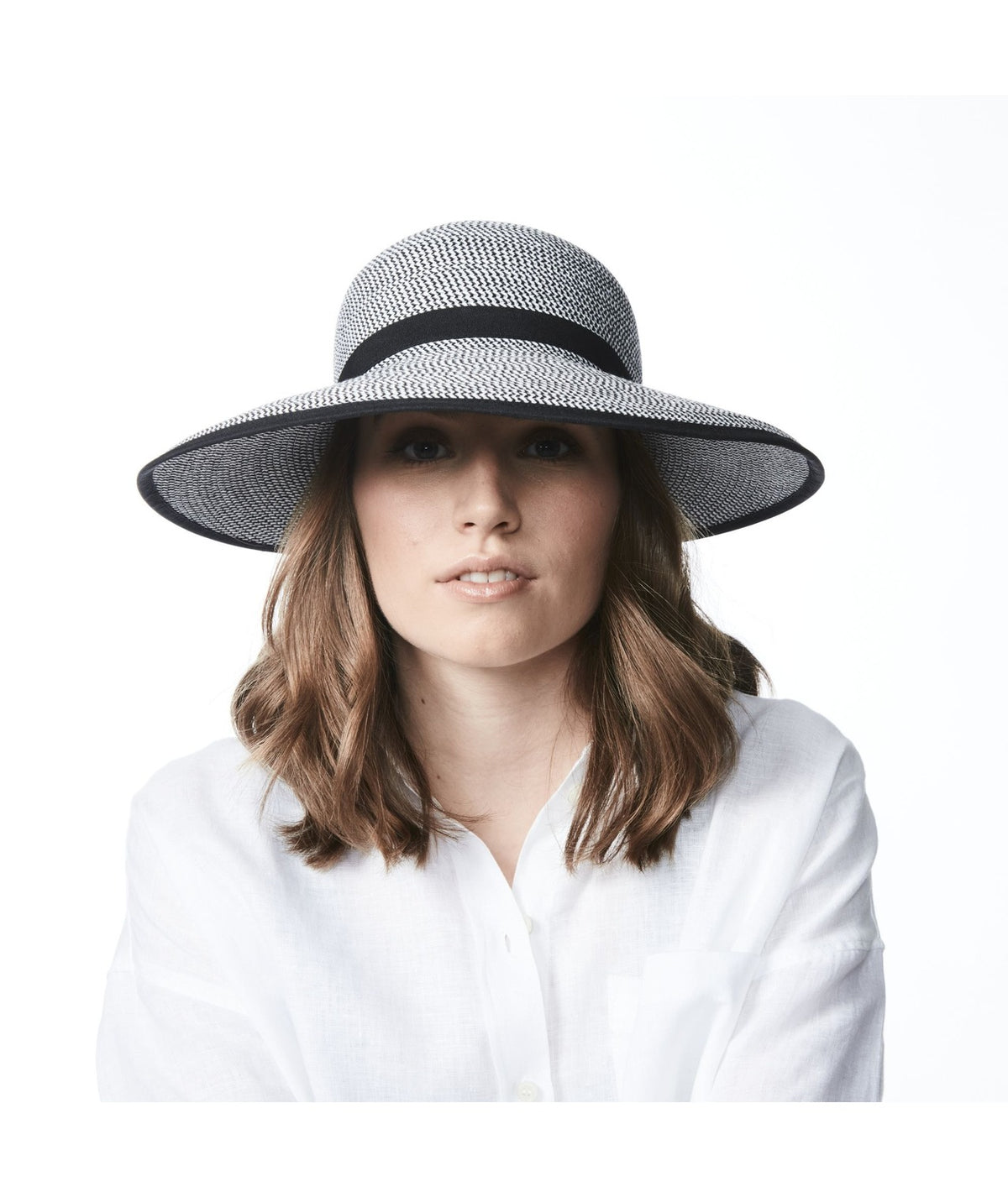 Audrey cloche en tissu noir mix
