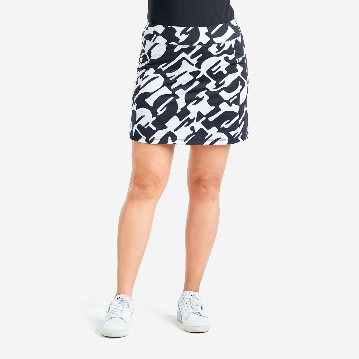 Layla Skort Black White